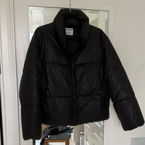 Old Navy Women's Classic Black Puffer Coat